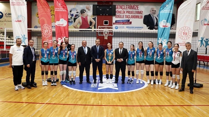 <p><a href="https://www.gazetenizolsun.com/samsun-nobetci-eczaneler/"><strong>SAMSUN NÖBETÇİ ECZANELERİ</strong></a></p>

<p><a href="https://www.gazetenizolsun.com/samsun-nobetci-eczaneler/"><strong>SAMSUN 17 ARALIK ÇARŞAMBA NÖBETÇİ ECZANE</strong></a></p>

<p><a href="https://www.gazetenizolsun.com/arama/?q=Samsunspor"><strong>SAMSUNSPOR HABERLERİ İÇİN</strong></a></p>

<p><a href="https://www.gazetenizolsun.com/arama/?q=SAMSUN"><strong>SAMSUN HABERLERİ</strong></a></p>
