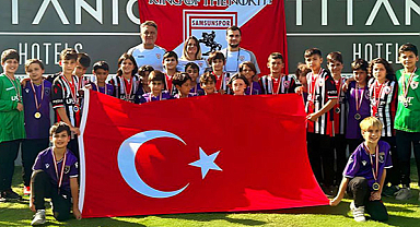 Samsunspor'un küçük dev adamları çifte kupa ile dönüyor