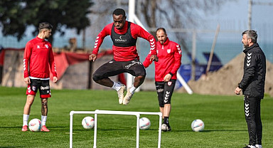 Samsunspor'da Kasımpaşa maçı hazırlıklarını sürdürdü