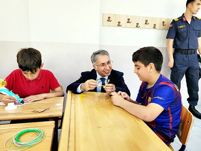 BİLİM KÖYDE PROJESİYLE KÖY OKULUNDA BİLİM RÜZGÂRI ESTİ - Fotoğraf 7