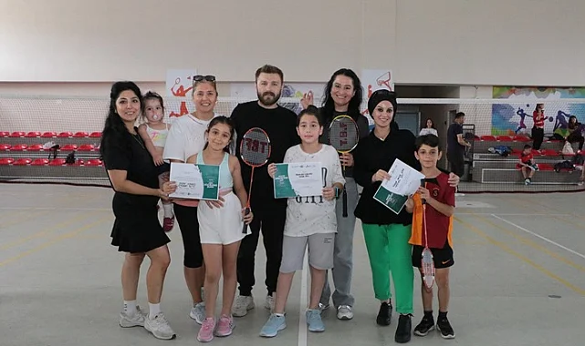 Veliler ve çocukları badmintonda yarıştı! Samsun spor haberleri