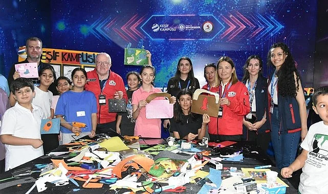 Rektör Aydın TEKNOFEST Akdeniz’de Çeşitli Ziyaretlerde Bulundu