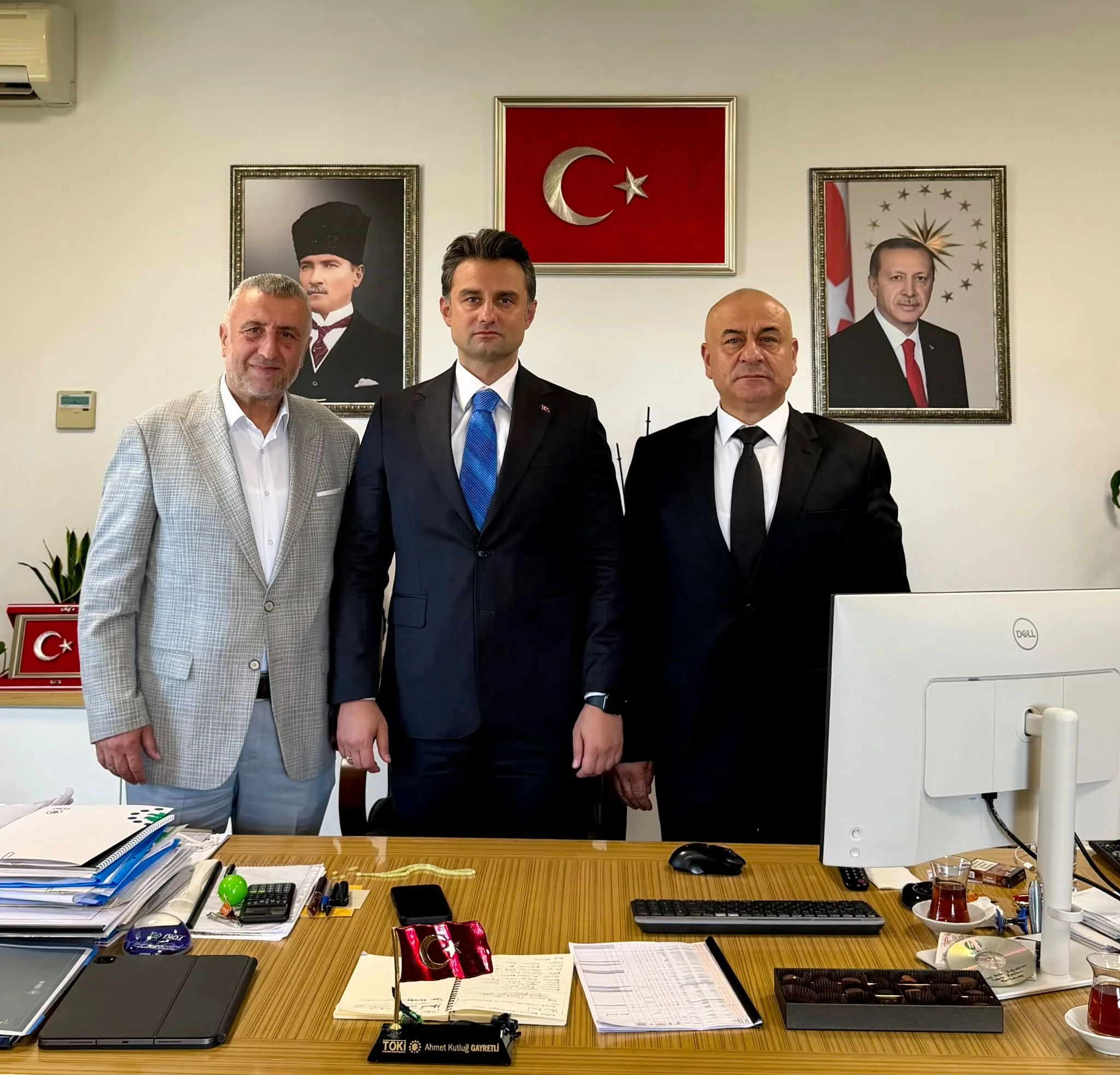 Bem-Bir-Sen Başkanı Savaş Gayretli’den TOKİ Başkan Yardımcısı Ahmet Kutluğ Gayretli’ye Tebrik Ziyareti - Fotoğraf 3