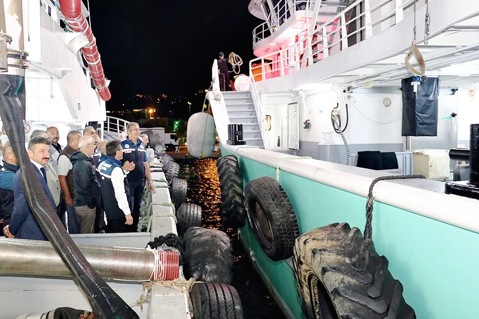 Samsun’da Balıkçılık Sezonu Başladı! 641 Tekne Karadeniz’e Açıldı, Hedef Bereketli Sezon - Fotoğraf 8