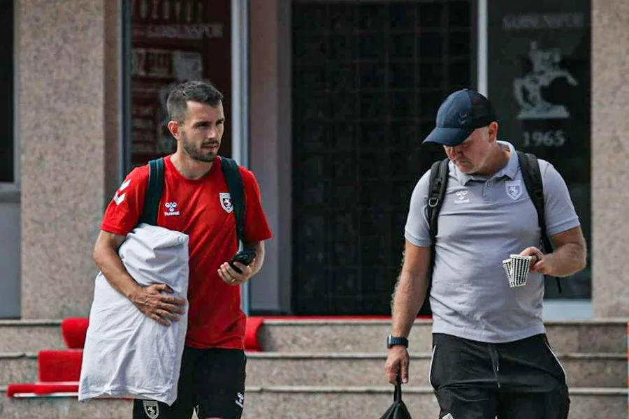 Samsunspor, Çaykur Rizespor maçı hazırlıklarını tamamladı, Rize'ye hareket etti! - Fotoğraf 4