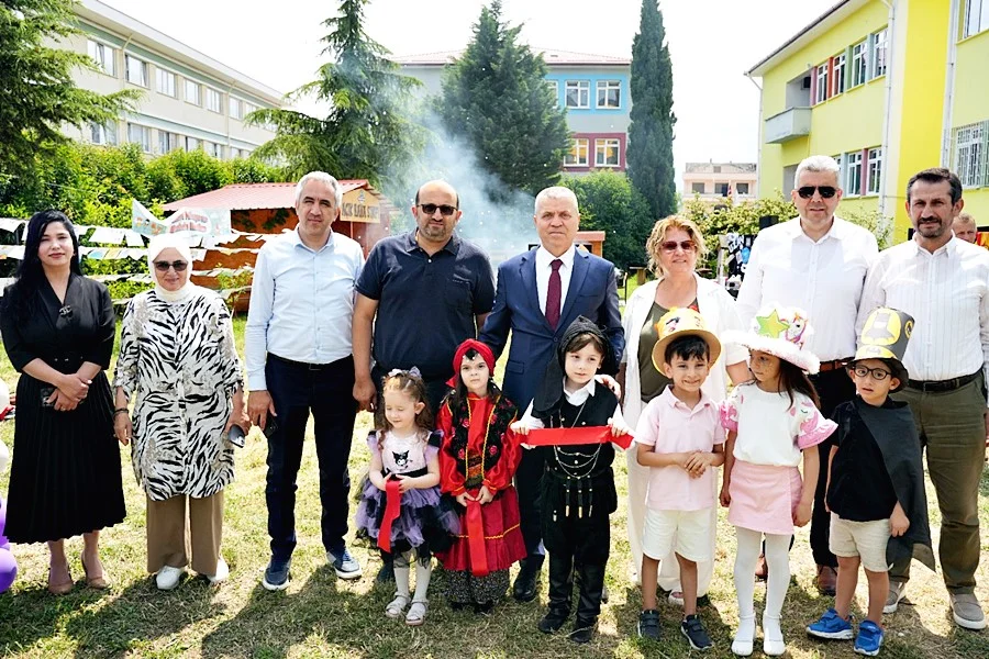 İLKADIM’DA MASALLAR VE KELİMELERLE DOLU BİR YIL TAÇLANDI - Fotoğraf 2