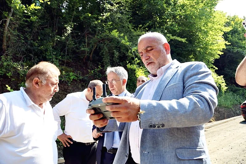 Başkan Sandıkçı Sahada Çalışmaları Dronla Yerinde İnceledi - Fotoğraf 1