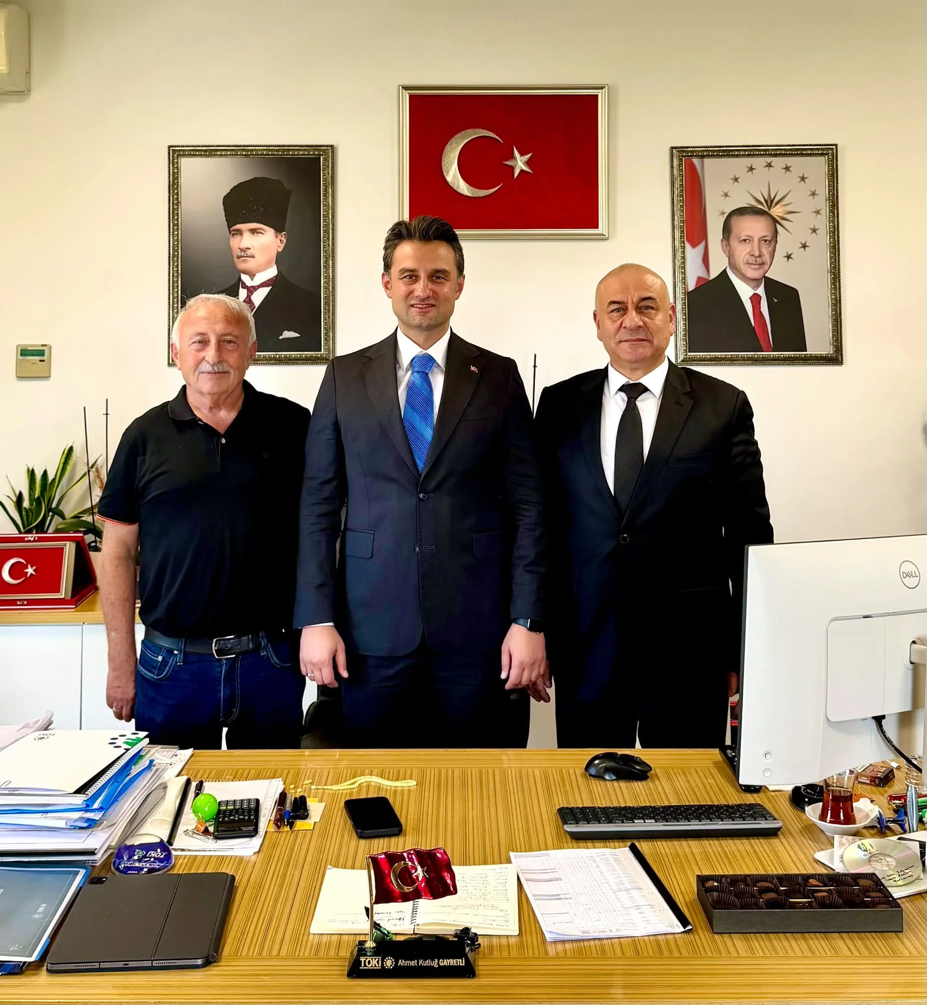 Bem-Bir-Sen Başkanı Savaş Gayretli’den TOKİ Başkan Yardımcısı Ahmet Kutluğ Gayretli’ye Tebrik Ziyareti - Fotoğraf 2
