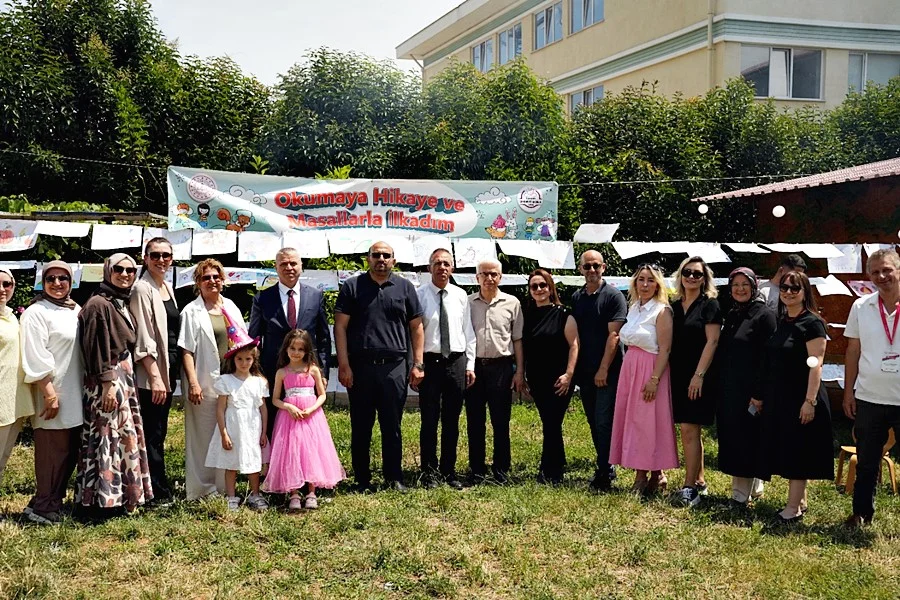 İLKADIM’DA MASALLAR VE KELİMELERLE DOLU BİR YIL TAÇLANDI - Fotoğraf 3
