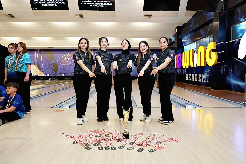 Türkiye'nin En Büyük Bowling Tesisi Samsun'da Yeni Yıldızlar Yetişiyor! - Fotoğraf 4