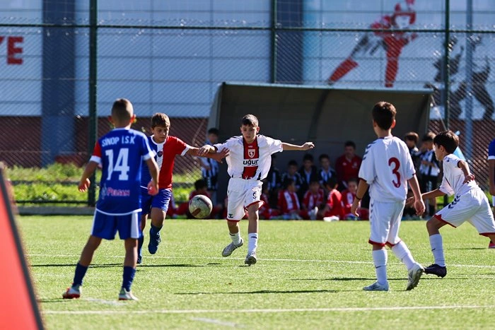 Samsun'da 29 Ekim Cumhuriyet Kupası Başladı - Resim 12