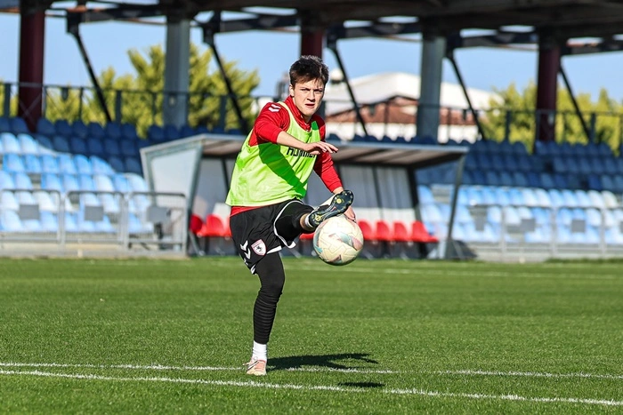 SAMSUNSPOR U19 TAKIMI, GALATASARAY MAÇI HAZIRLIKLARINI TAMAMLADI - Resim 11