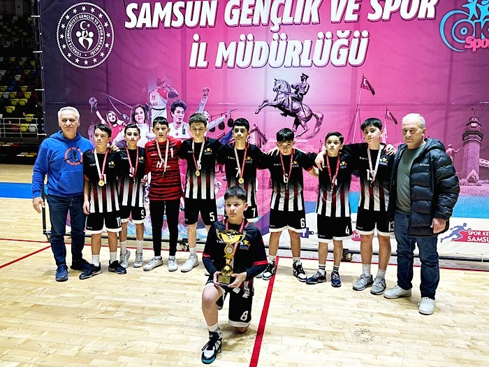 Samsun'da Okul Sporları Hentbol İl Birinciliği tamamlandı - Resim 3