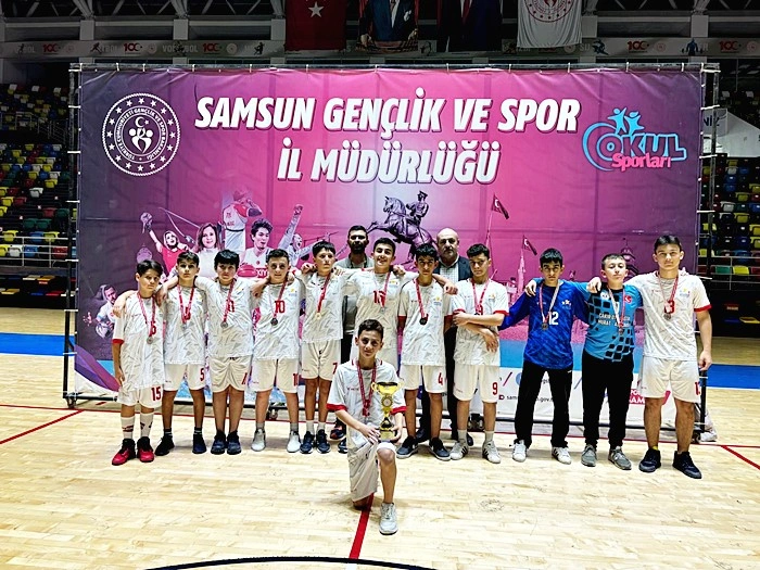 Samsun'da Okul Sporları Hentbol İl Birinciliği tamamlandı - Resim 4