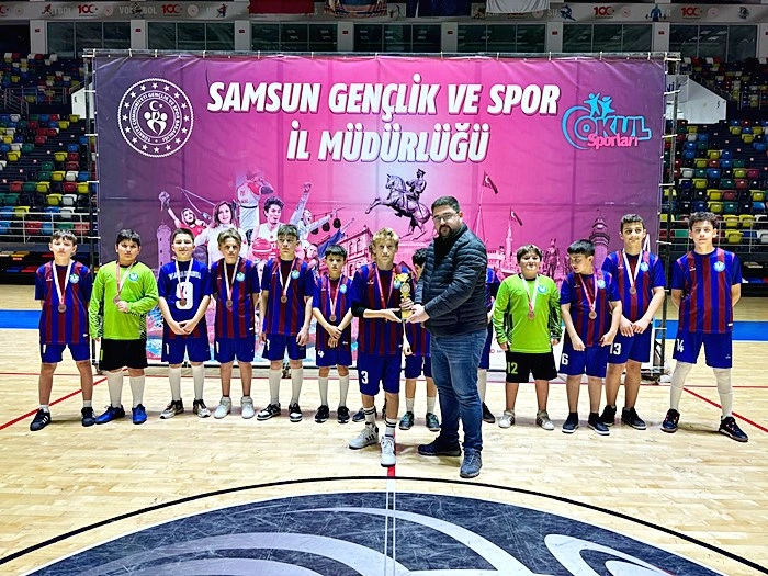Samsun'da Okul Sporları Hentbol İl Birinciliği tamamlandı - Resim 5
