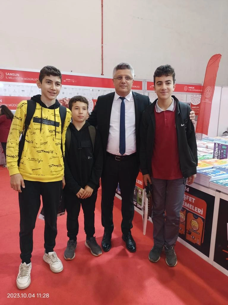 Karadeniz 8. Kitap Fuarı’na öğrencilerden yoğun ilgi! Samsun Haber - Resim 3