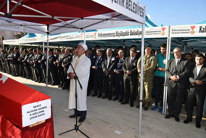 Kahraman Şehidimiz Alican Güneş dualarla ebediyete uğurlandı - Resim 4