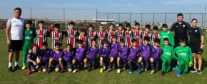 Samsunspor'un küçük dev adamları çifte kupa ile dönüyor - Resim 2