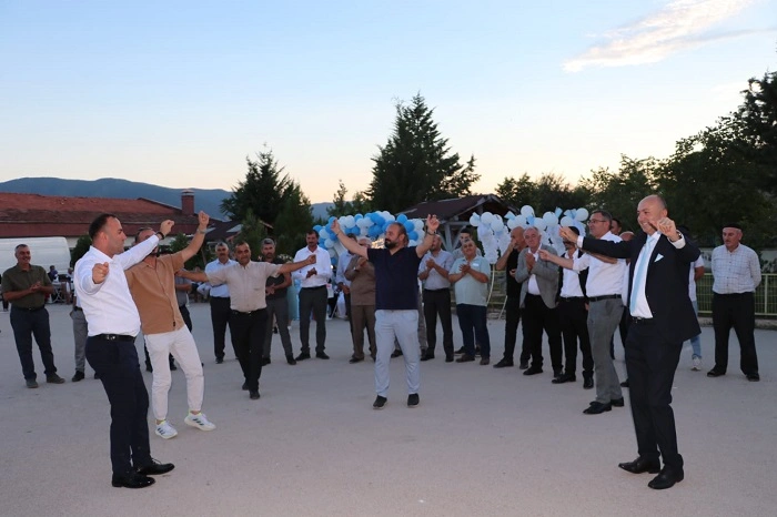 Jandarma Uzman Çavuş Kambur’un mutlu günü - Resim 3