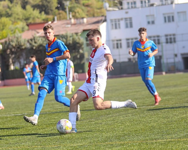 Samsunspor U17 Göztepe AŞ'yi 4'ledi - Resim 4