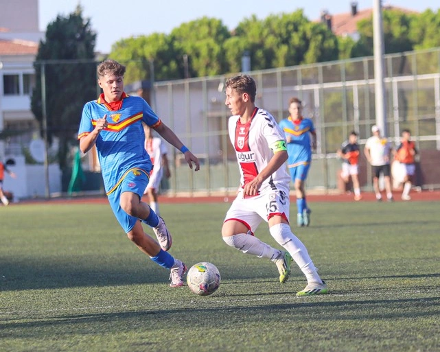 Samsunspor U17 Göztepe AŞ'yi 4'ledi - Resim 6