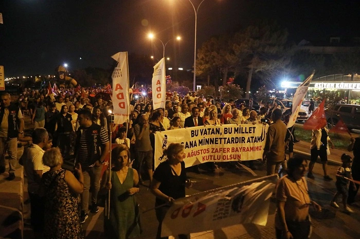 Atakum’da Zafer coşkusu! Başkan Deveci: Bu ülke kolay kazanılmadı - Resim 5