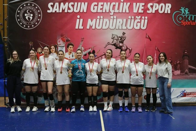 Genç Bayanlar Hentbol İl Birinciliği sona erdi - Resim 6