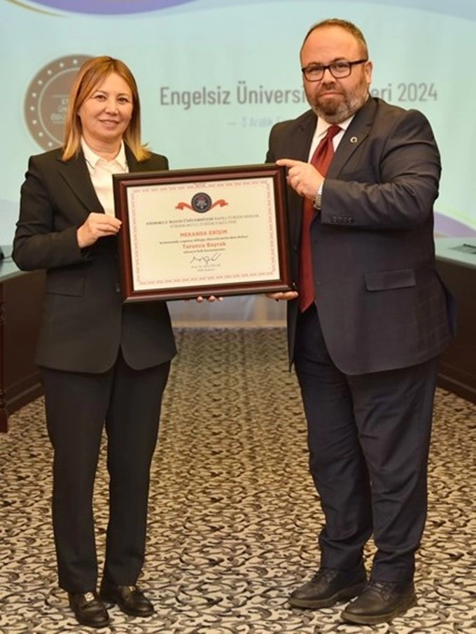 OMÜ Engelsiz Üniversite Ödülleri'nde 8 Turuncu Bayrak ödülüne layık görüldü - Resim 12