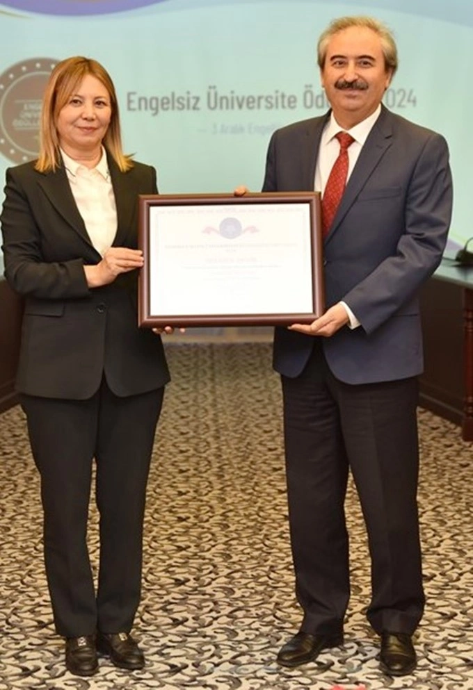 OMÜ Engelsiz Üniversite Ödülleri'nde 8 Turuncu Bayrak ödülüne layık görüldü - Resim 19
