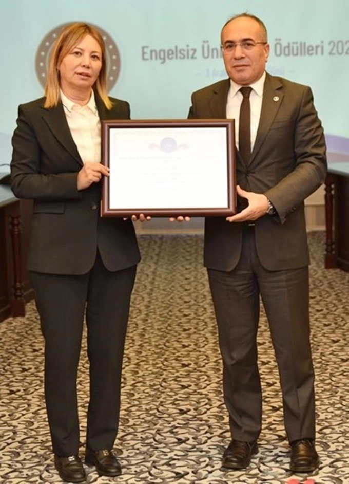 OMÜ Engelsiz Üniversite Ödülleri'nde 8 Turuncu Bayrak ödülüne layık görüldü - Resim 21