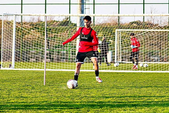 Samsunspor U19 Takımı Bodrum FK Maçı Hazırlıklarına Başladı - Resim 15