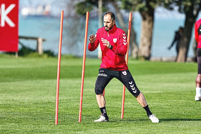 Samsunspor'da Kasımpaşa maçı hazırlıklarını sürdürdü - Resim 1