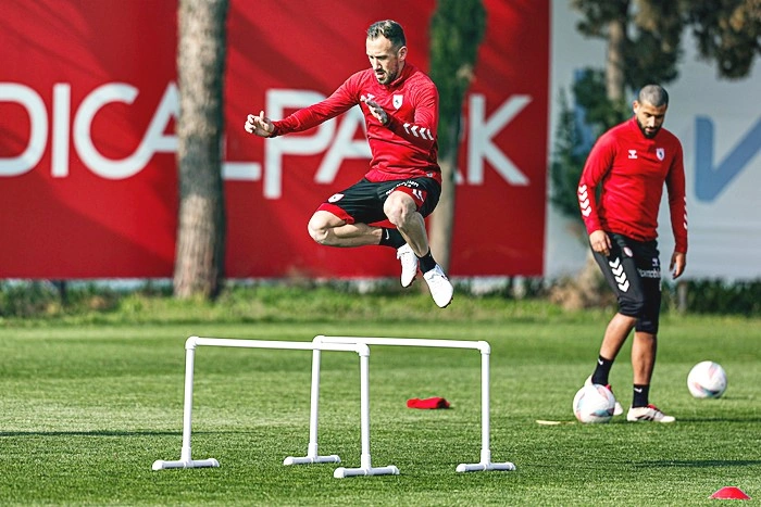 Samsunspor'da Kasımpaşa maçı hazırlıklarını sürdürdü - Resim 2