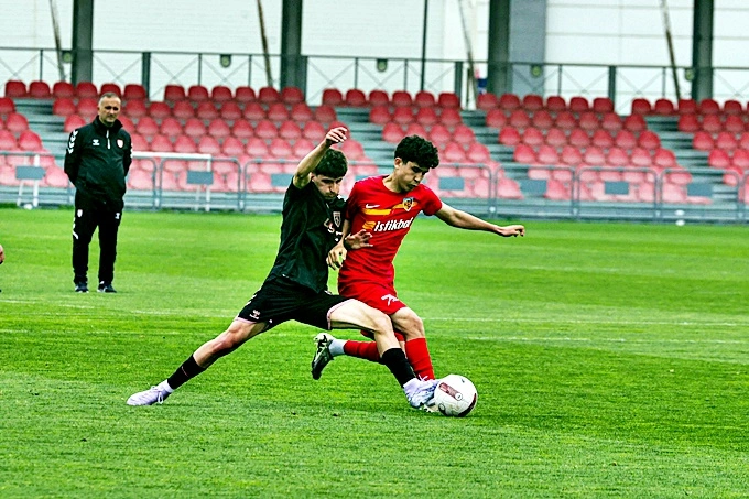 Samsunspor U19'dan Farklı Galibiyet: 4-0 - Resim 8