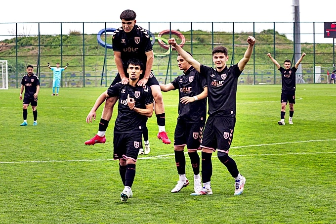 Samsunspor U19'dan Farklı Galibiyet: 4-0 - Resim 14