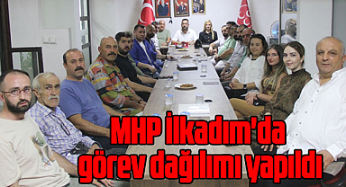 MHP İlkadım İlçe Başkanlığı Yönetim Kurulu Üyeleri Toplandı