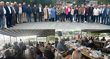 MHP Atakum İlçe Teşkilatı muhtarlarla bir araya geldi