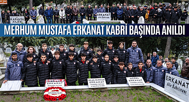 Mustafa Erkanat kabri başında anıldı