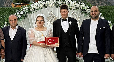 Sezai Uzunoğlu ve Hacer Yazıcıoğlu dünya evine girdi