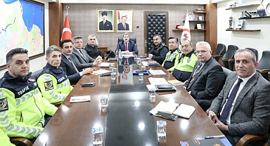 SAMSUN’DA OKUL ÇEVRELERİNDE TRAFİK GÜVENLİĞİ ARTIRILIYOR