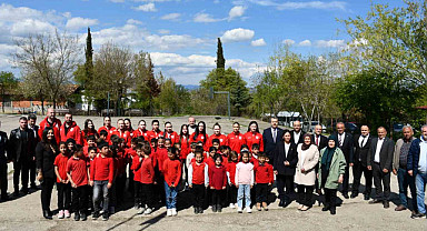 SAMSUNSPOR VOLEYBOL AKADEMİ’DEN VEZİRKÖPRÜ’DE SOSYAL SORUMLULUK PROJESİ