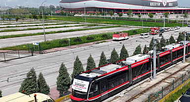 BAŞKAN HALİT DOĞAN: KENT İÇİ ULAŞIMDA YENİ DÖNEM: 12 YENİ TRAMVAYDAN İLKİ SAMSUN’A GETİRİLDİ