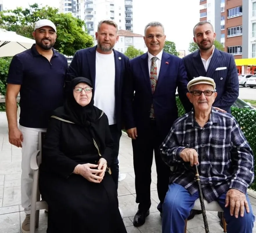 Özel Derebahçe Ağız ve Diş Sağlığı Polikliniği Hizmete Açıldı Özel Derebahçe Ağız ve Diş Sağlığı Polikliniği Hizmete Açıldı