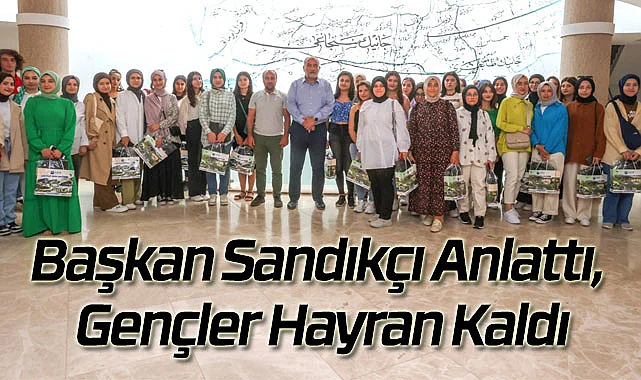 Başkan Sandıkçı Anlattı, Gençler Hayran Kaldı