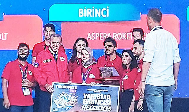 Samsun Üniversitesi Aspera Roket Takımı TEKNOFEST'te Zaferin Adını Yazdı