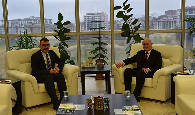 TÜBİTAK Başkanı Hasan Mandal, Rektör Ünal'ı Ziyaret Etti