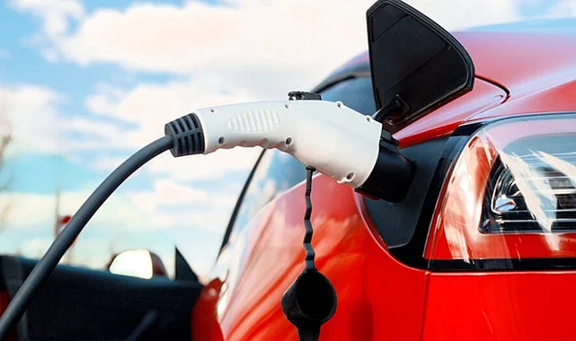 Elektrikli Araçlarda En Sık Yaşanan Sorunlar! Yüksek Bakım ve Onarım Maliyetleri