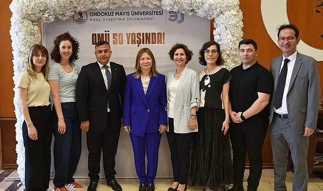 Samsun'da OMÜ'de Bayramlaşma Programı