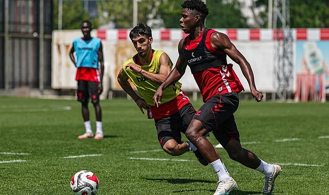 Samsunspor'da yeni sezon hazırlıkları tempolu devam ediyor