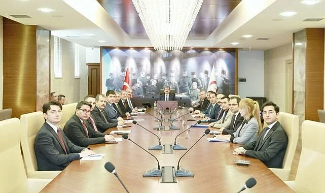 KAYMAKAMLAR TOPLANTISI: BAYRAM GÜVENLİĞİ GÖÇ TARIM VE ŞEHİR DÜZENİ GÖRÜŞÜLDÜ
